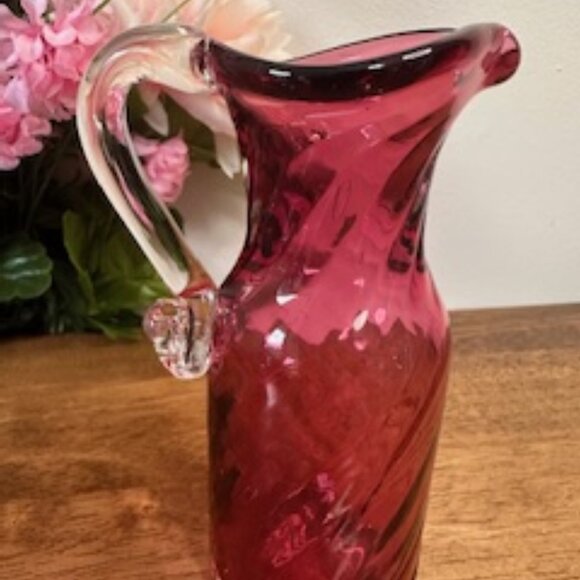 Vintage Cranberry Diamond Optic Glass Pitcher Elegant‎ Curved Handle - Picture 2 of 4